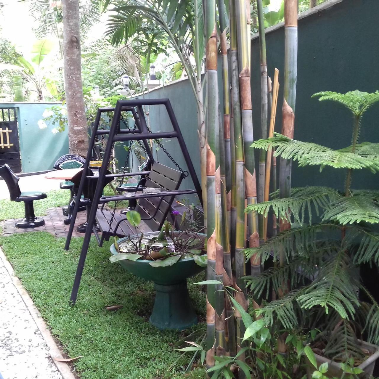 Rainbow Guest House Hikkaduwa Exterior foto