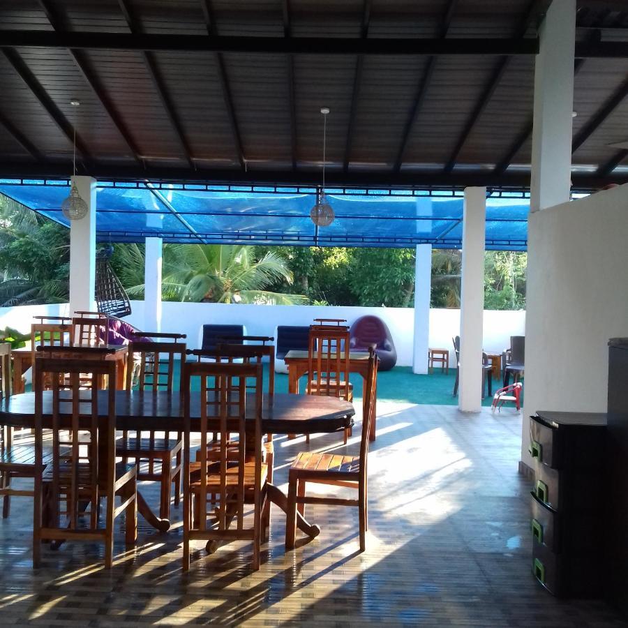 Rainbow Guest House Hikkaduwa Exterior foto